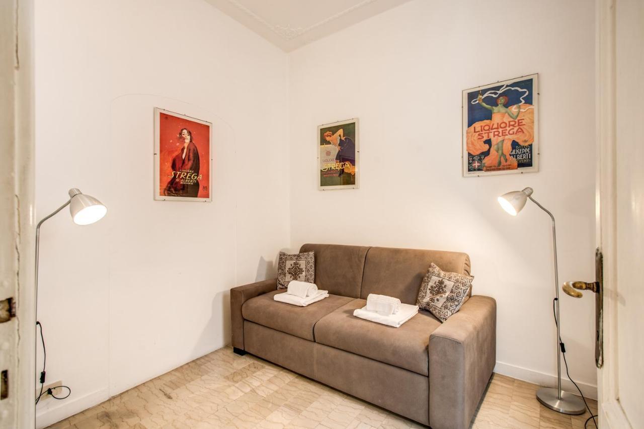 Colonna Suite - Rome Via Del Corso Big Apartment ภายนอก รูปภาพ